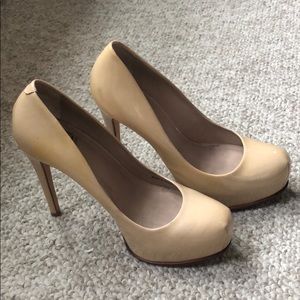 Pour La Victoire Nude Patent Pumps 7.5